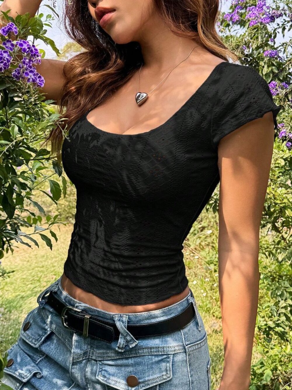 Black Casual Women's Eyelet Embroidery Knitted Slim Fit T-Shirt - Picture 3 of 7